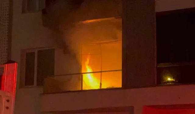 Aile İçi Tartışma Yangına Dönüştü, 3 Kişi Dumandan Etkilendi