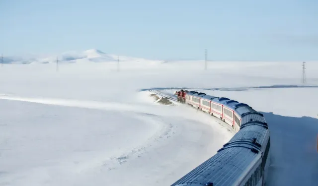 33 Saatlik Yolculuk ve Eşsiz Manzaralar: Turistik Doğu Ekspresi Sezonu Başlıyor