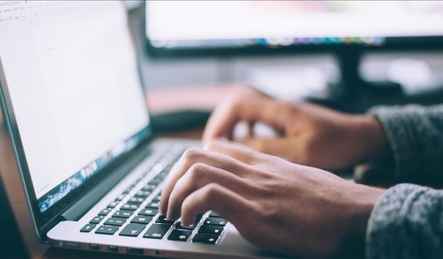 İnternet Medyasında Resmî İlan İçin Başvuru Kılavuzu Açıklandı