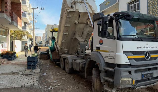 Silopi'de Asfalt Çalışmaları İçin PMT Hazırlığı Devam Ediyor