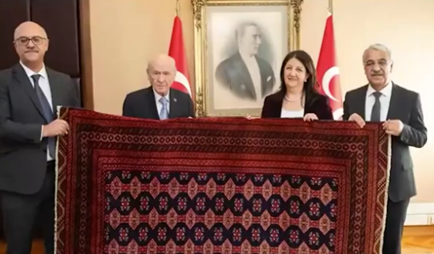 Öcalan’dan Devlet Bahçeli’ye Özel Kilim Hediye