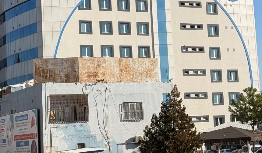 Ortaklar arasındaki kavga kanlı bitti 1 ölü, 4 yaralı