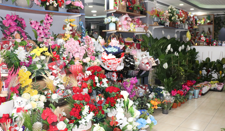 Şırnak’ta Sevgililer Günü, Çiçek Fiyatları Aşk Bütçeyi Zorluyor!