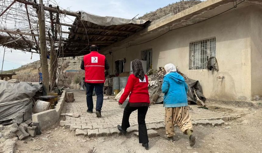 Cudi Dağı’ndaki Çiftçilere Gıda Desteği