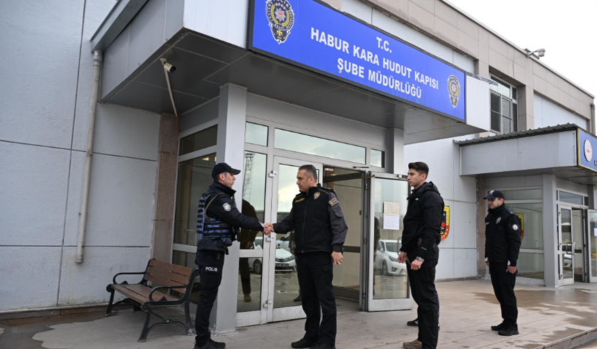 Habur Sınır Kapısında yoğunluk alarmı!