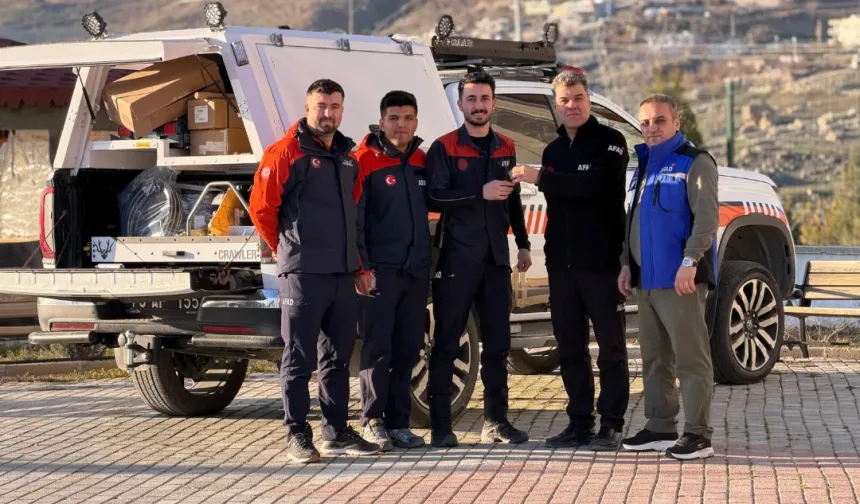 Afetlerde Zaman Yarışı, Şırnak’a 42 Parçalık Araç Geldi