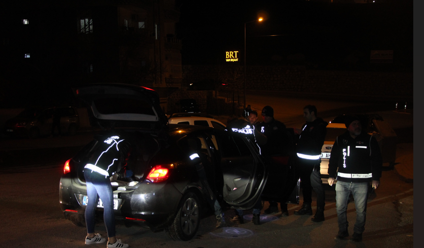 Şırnak ve İlçelerinde 700 Polisle “Narko Alan” Operasyonu