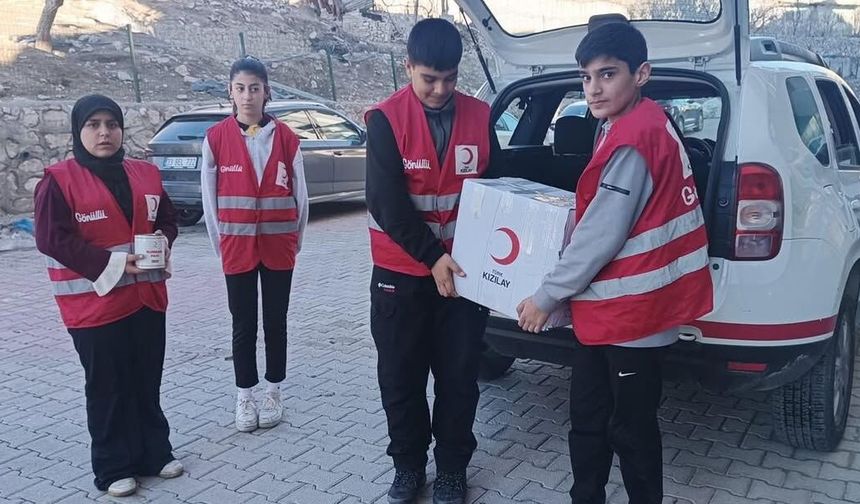 “Her Sınıf Bir Koli” Kampanyası Şırnak’ta Büyük İlgi Gördü