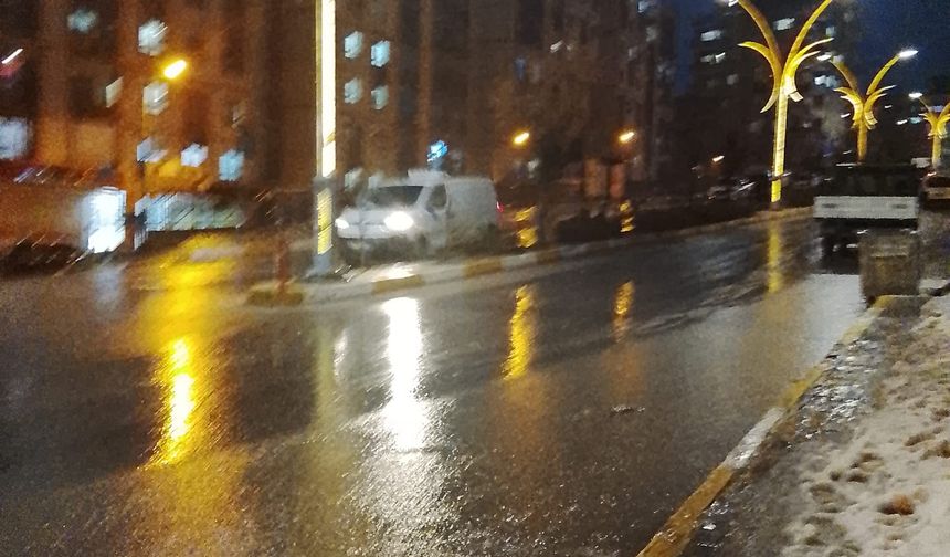 Bu Geceye Dikkat! Kar ve Sağanak Yağış Şırnak'ı Vuracak