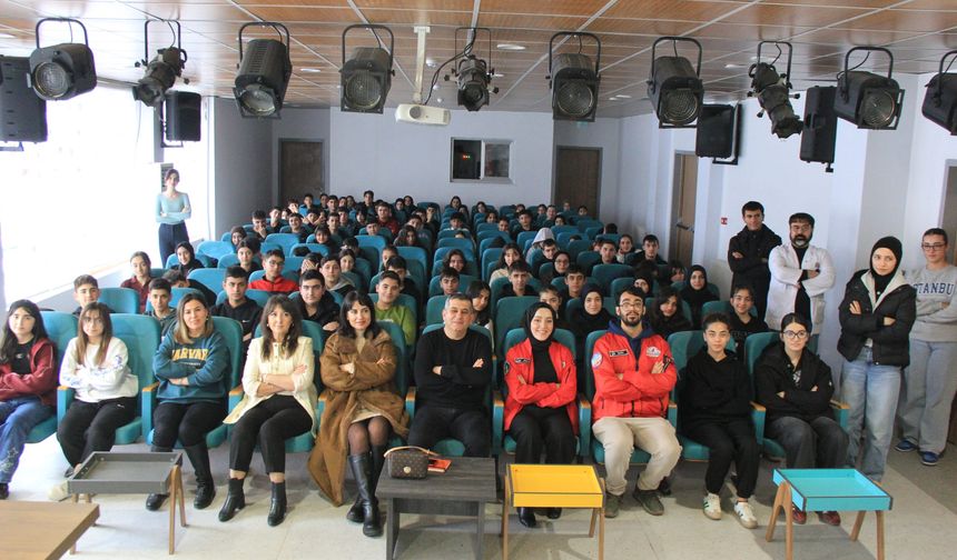 Şırnak’ta Gençler, TEKNOFEST ile Teknolojiye Adım Atıyor