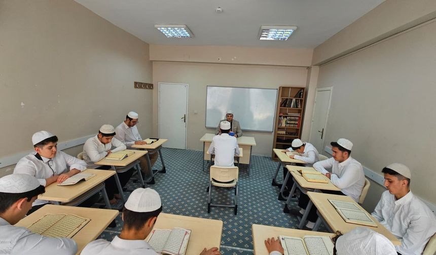 Cizre, Hafızlıkta Bölgenin Merkezi Olmaya Devam Ediyor