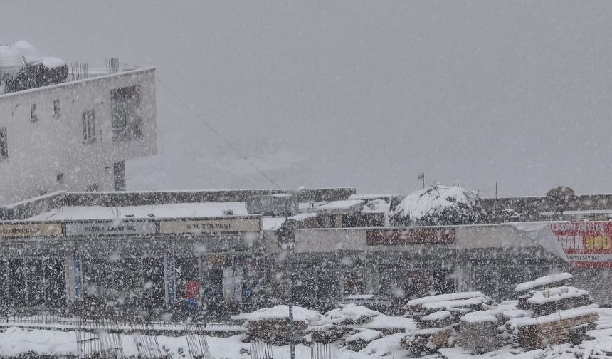 Hafta Sonuna Dikkat! Şırnak İçin "Kuvvetli Yağış" Uyarısı!