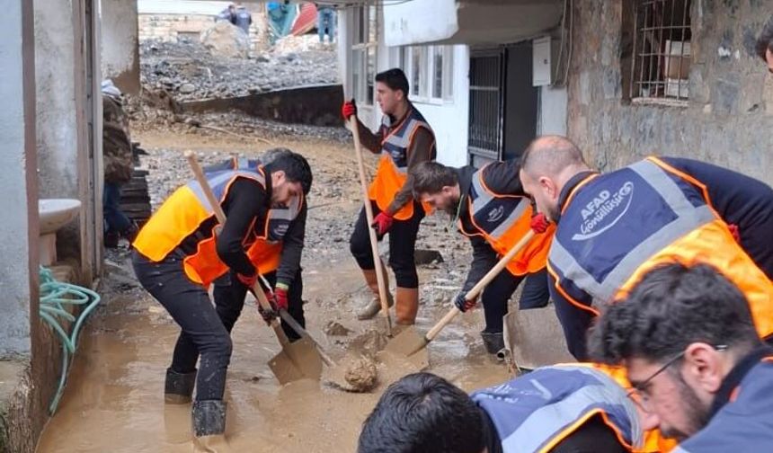 Uludere'yi Dün Vuran Selin Bilançosu Sabah Ortaya Çıktı!