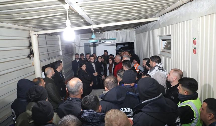 Cizre’de Temizlik Emekçilerine Bayram Öncesi Destek