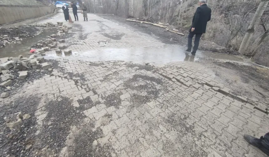 AFAD Ekipleri Şırnak’ta Afet Noktasını İnceledi