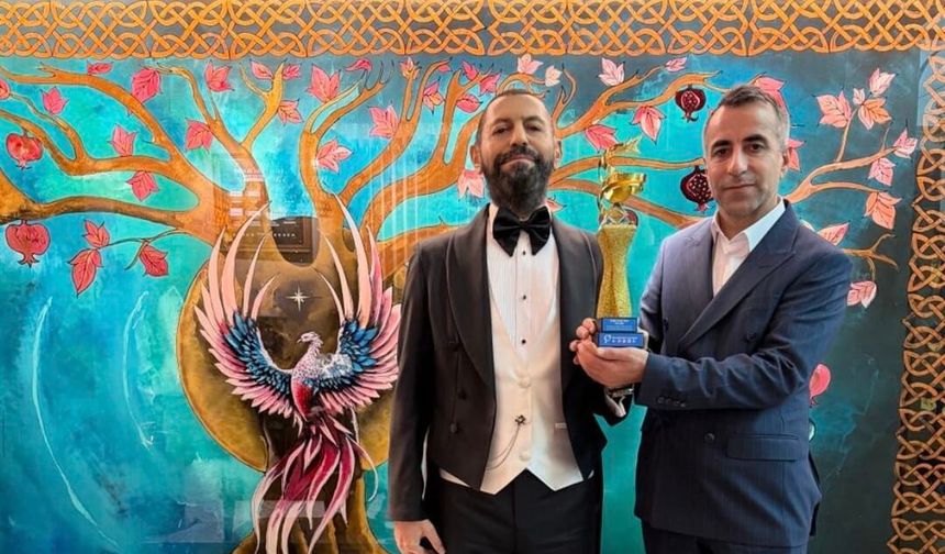 Akif Manaf’a İsveç’ten “Global Peace Prize” Ödülü