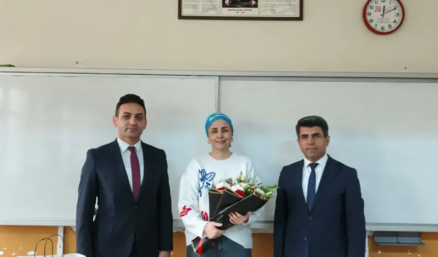 İdil Milli Eğitim Müdürü Arslan’dan Öğretmene Moral Ziyareti