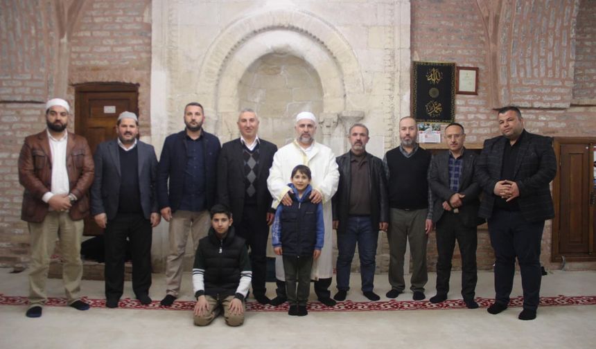 Cizre'de hatimle teravih namazı geleneği devam ediyor