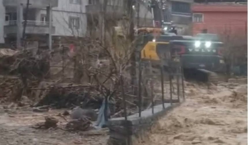 Taşdelen köyü sel ve heyelanla mücadele ediyor