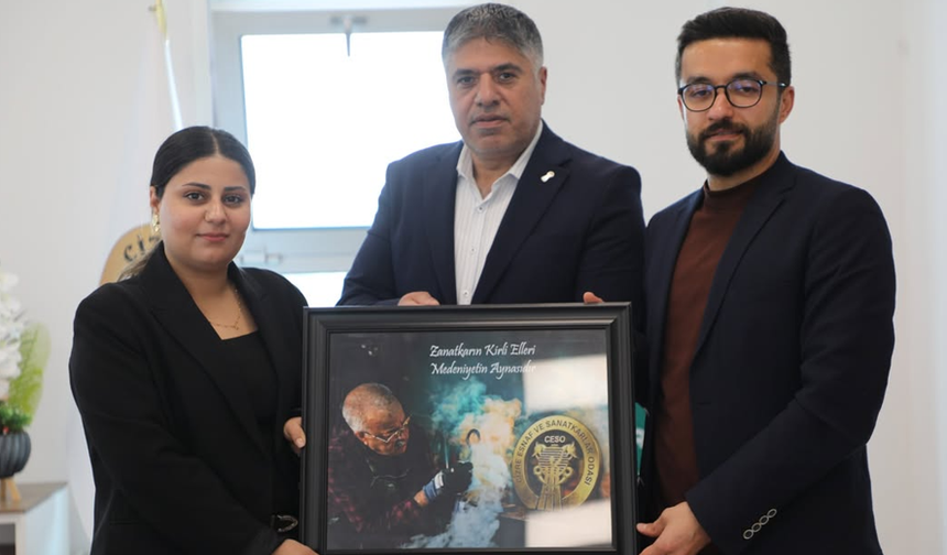 Belediye Eşbaşkanları Esnaf Odası Heyetiyle Bir Ara Geldi