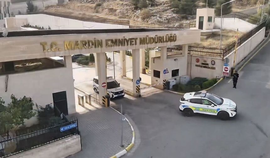 Huzur uygulamasında silahlar ele geçirildi