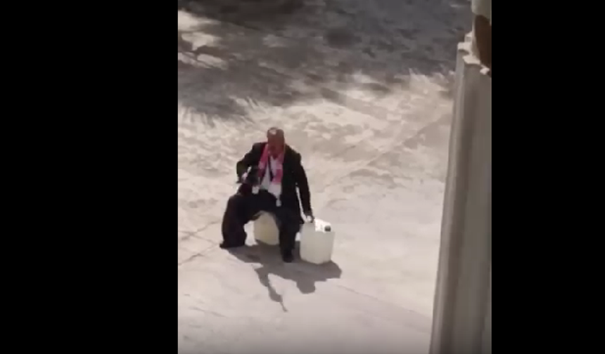 Silopi’de "Susuzluk" Boş Bidonla Belediye Önüne Çıktı!
