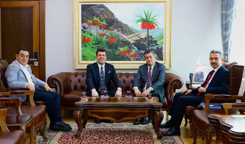 Şırnak Valiliği'nde dikkat çeken buluşma