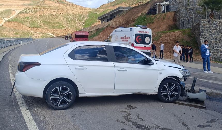Cizre-Şırnak Yolunda Kaza; 2 Yaralı