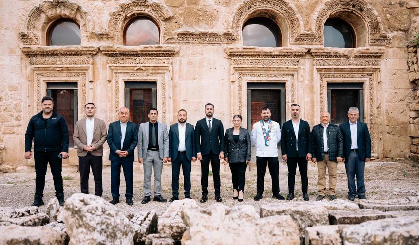 Nusaybin’de Turizm Sektörü NUSTOD Çatısı Altında Birleşti