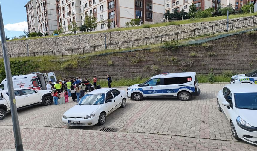 Şırnak'ta Otomobil ile Motosiklet Çarpıştı, 1 Yaralı