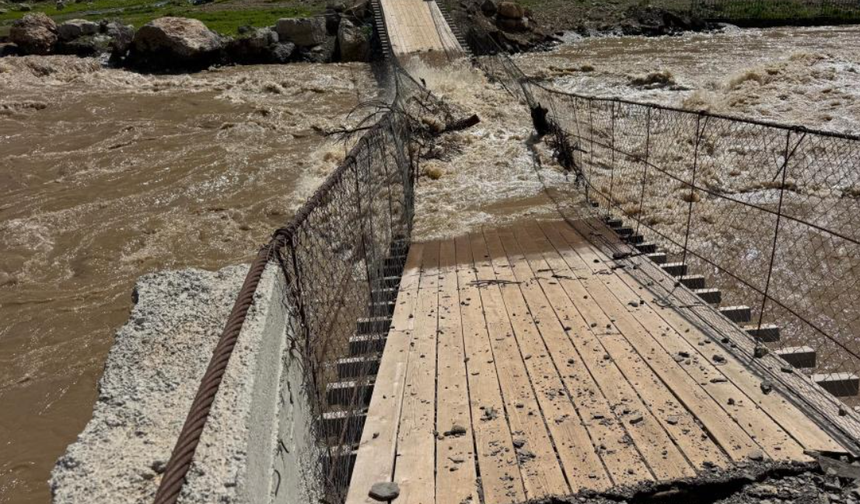 Şırnak’ta Ölüm Tuzağı Uyarısı, Köprü Her An Çökebilir