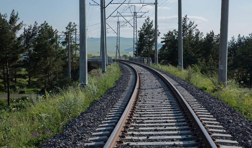 Ermenistan’dan Türkiye ile Demir Yolu Açıklaması