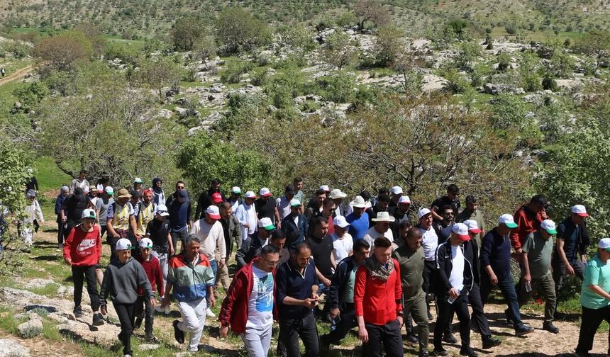Şırnak’ta Doğa Yürüyüşüyle Tarihi Rota Keşfedildi