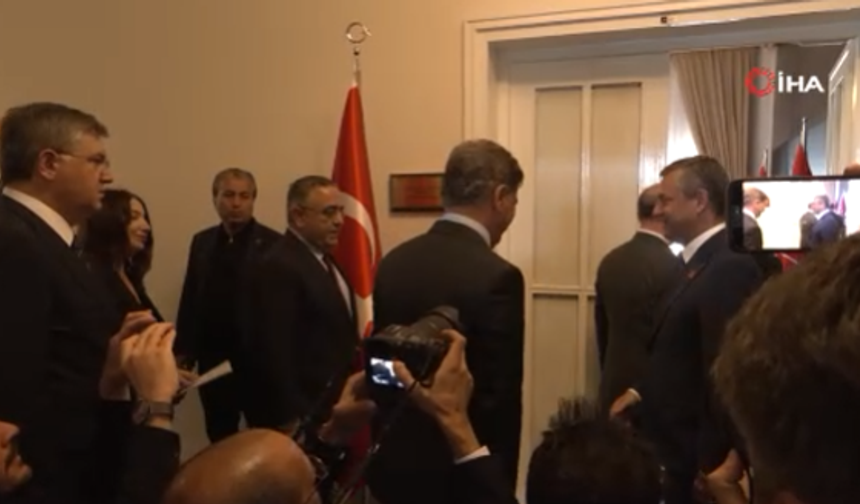 DEM Parti CHP grubunu ziyaret etti