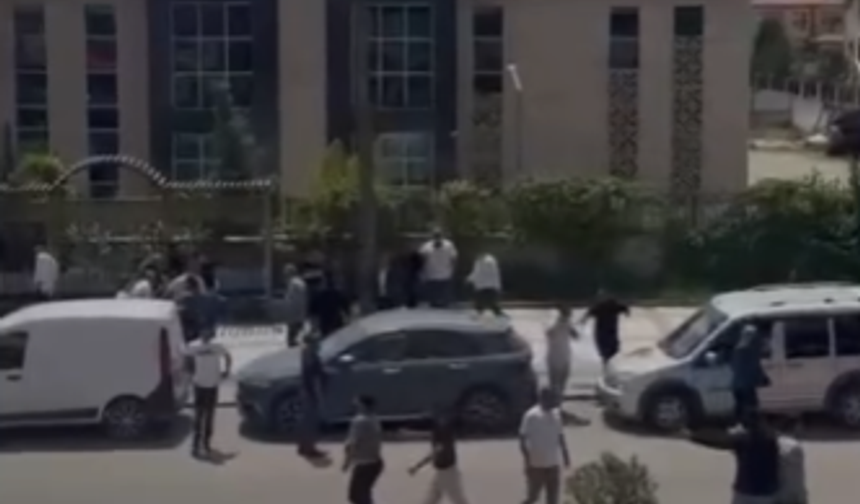 Cizre’de Aileler Birbirine Girdi,8 Yaralı, 15 Gözaltı