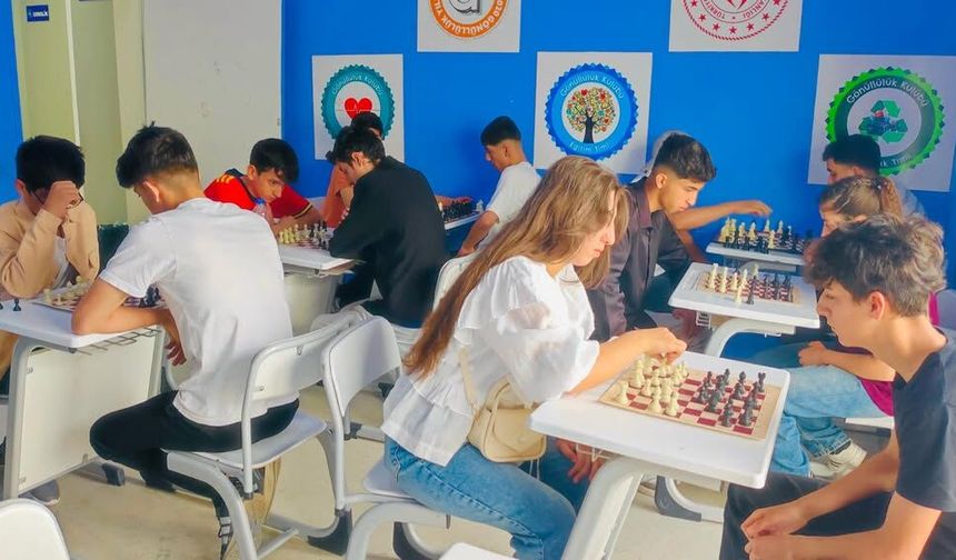 Silopi'de Gençler Şampiyonluk İçin Yarıştı