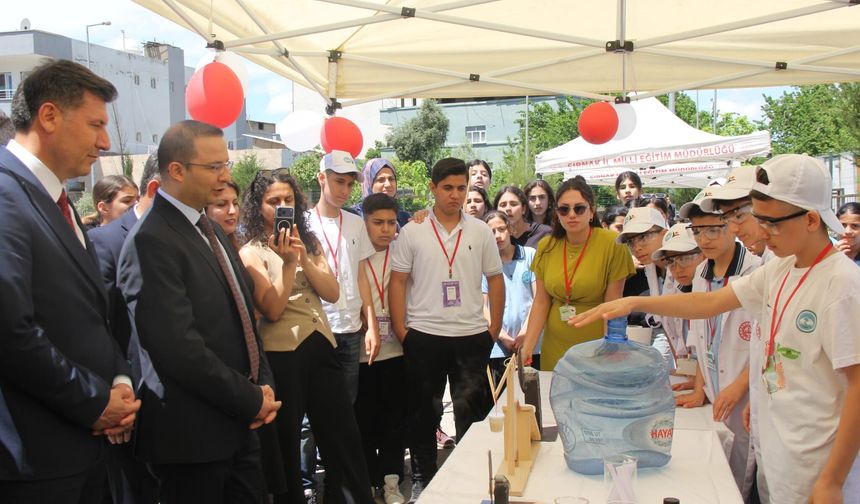 TÜBİTAK 4006 Bilim Fuarı’na Yoğun İlgi