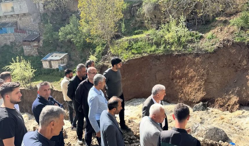 Beytüşşebap’ta Sel Alarmı, DSİ ve Belediye Sahada