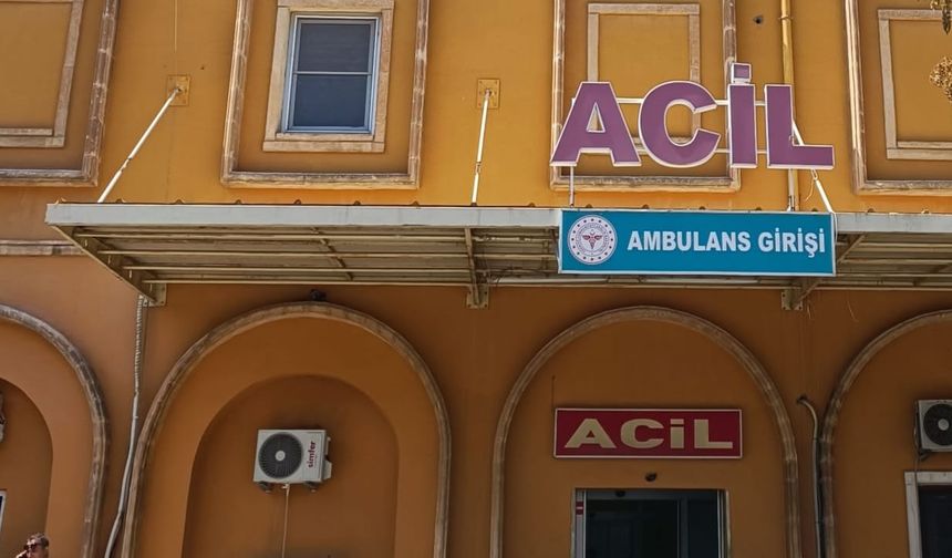 Kaydıraktan düşen 8 yaşındaki çocuk ağır yaralandı
