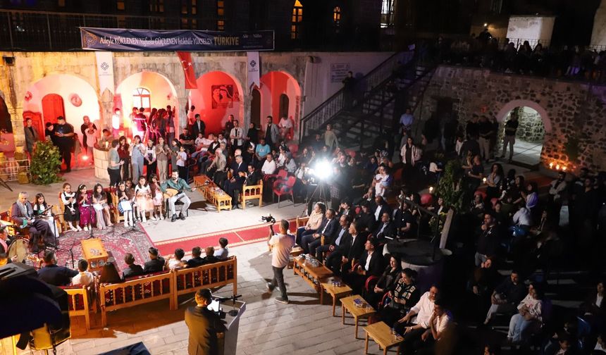 “Kültürüyle Büyüyen Çocuk” programı yoğun ilgi gördü