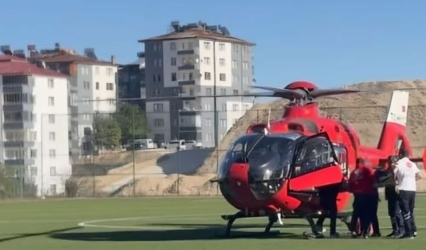 Mide kanaması geçiren hasta hava ambulansıyla sevk edildi