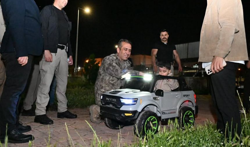 Müdür Sazak, çocuklarla Nevruz Parkı’nda buluştu