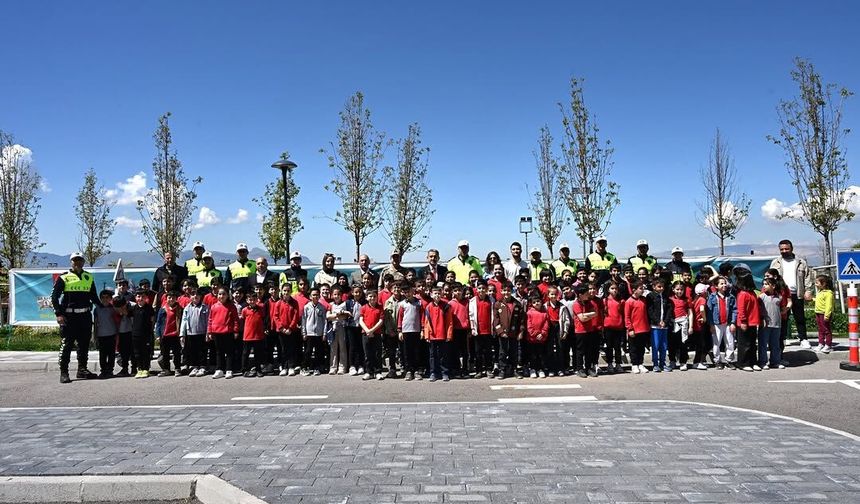Şırnak’ta Çocuklara “Hayat Kurtaran” Parkur Eğitimi