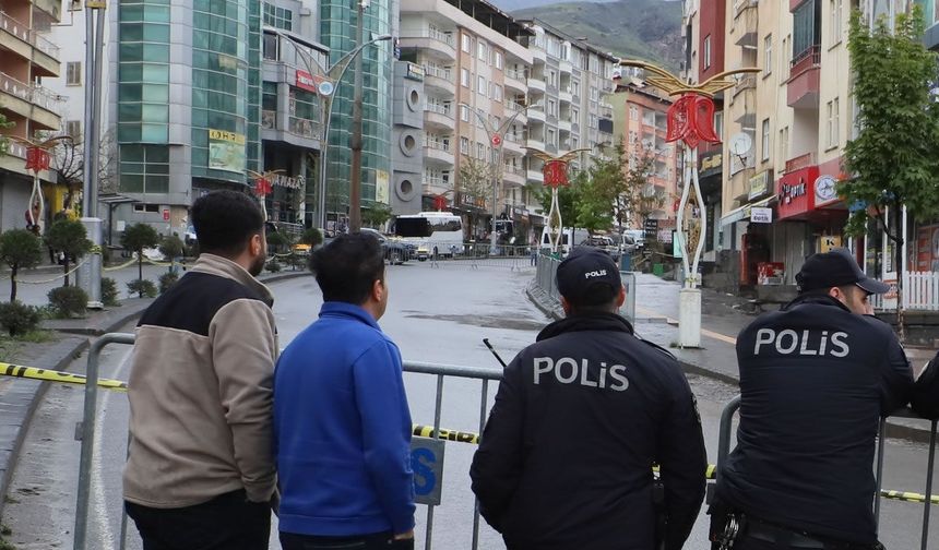Kayma sonucu iş yerleri mühürlendi