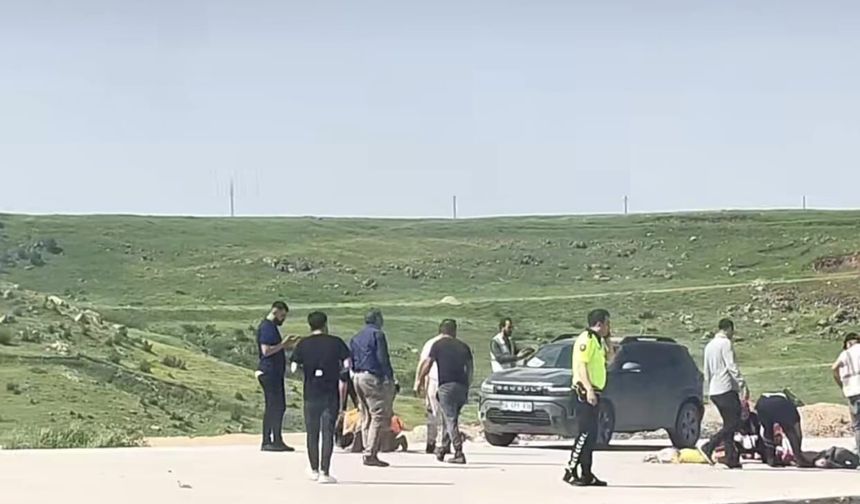 Cizre’de Kontrolden Çıkan Araç İşçilere Çarptı,1 Ölü