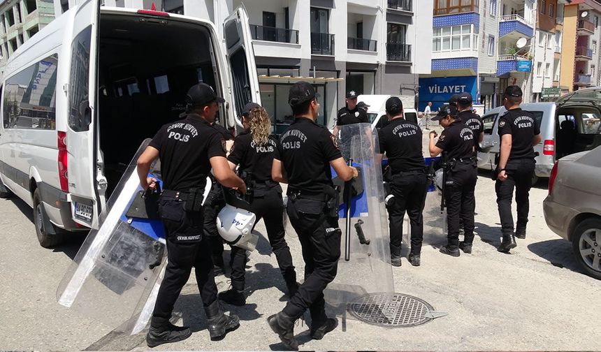 CHP Malatya İl Başkanlığı binasında gerginlik