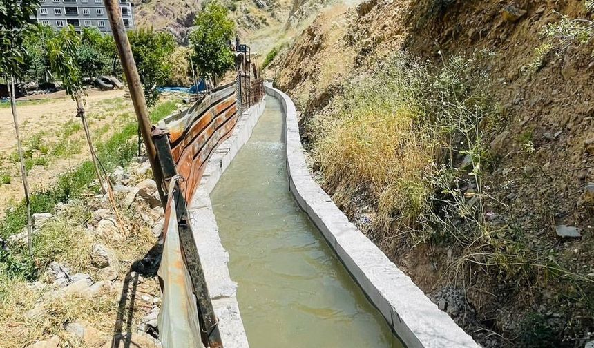 Araziler Suyla Buluştu Uludere Belediyesi Projeyi Tamamladı