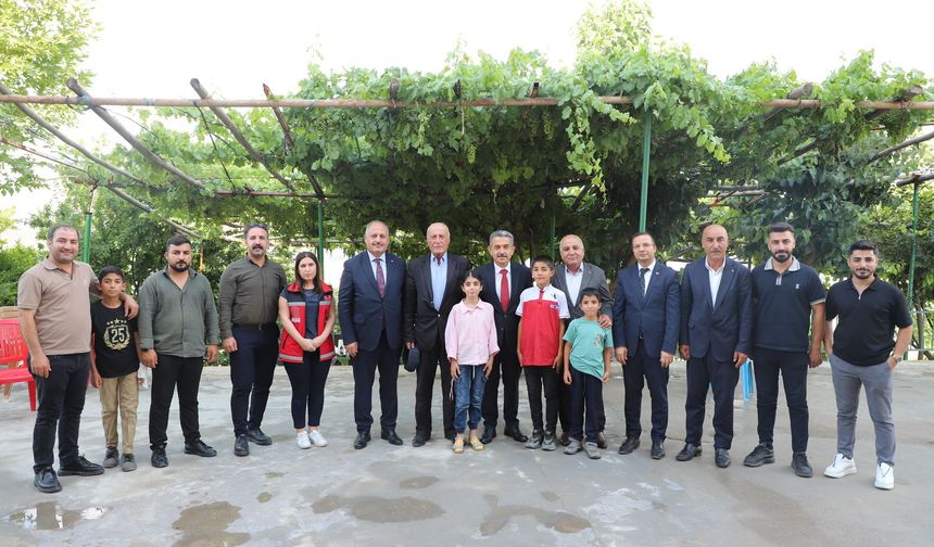 Şırnak Valisinden Babalar Günü’nde Duygulandıran Buluşma