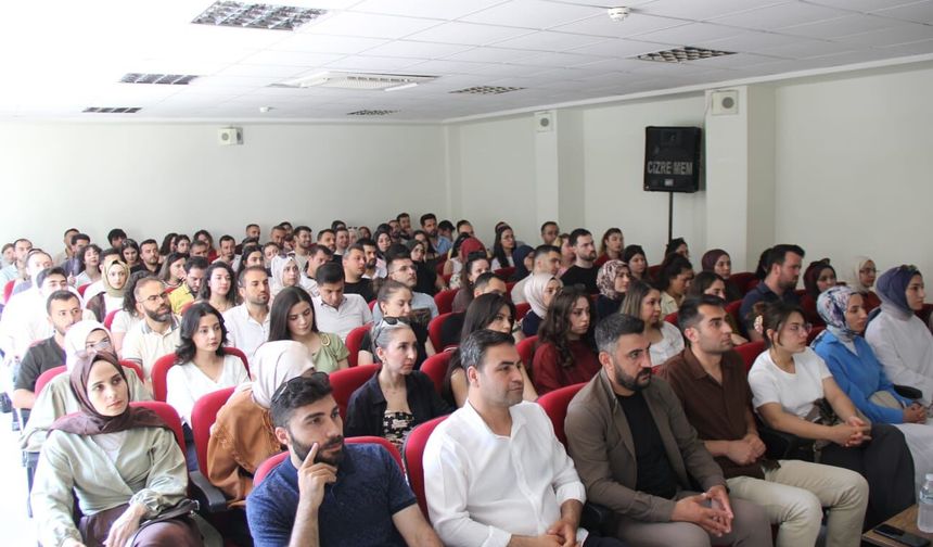 Cizre'de Yıl Sonu Rehber Öğretmenler Toplantısı Yapıldı