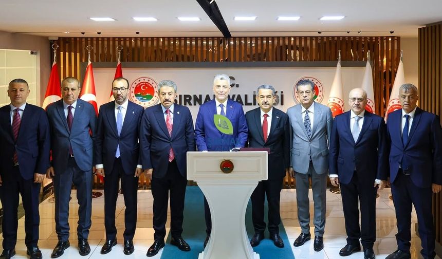 Ticaret Bakanı Ömer Bolat, Şırnak Valiliği'ni Ziyaret Etti